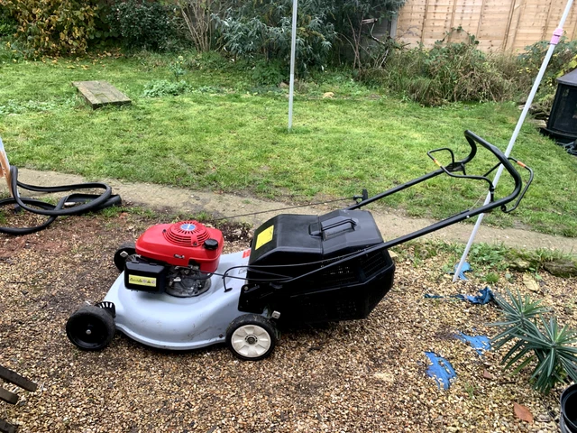 honda petrol lawn mower