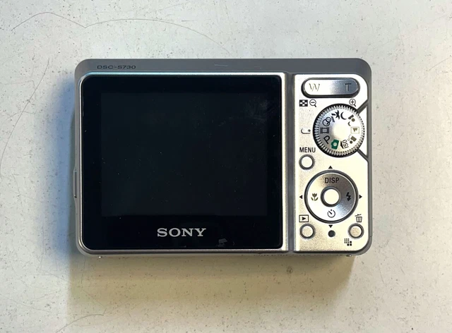 SONY Cybershot DSC-S730 7.2MP Compact Digital Camera LCD Silver. Read!!