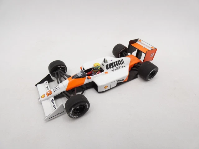 Voiture Miniature Formule 1 McLaren MP4/2B – Alain Prost 1985 – Échelle 1/43 – Métal Avec Socle