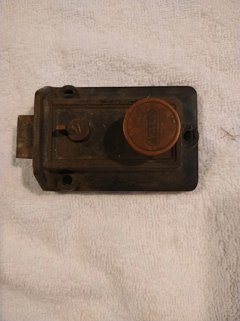 VINTAGE YALE DOOR LOCK LATCH IRON AND BRASS VERY OLD $19.99 - PicClick