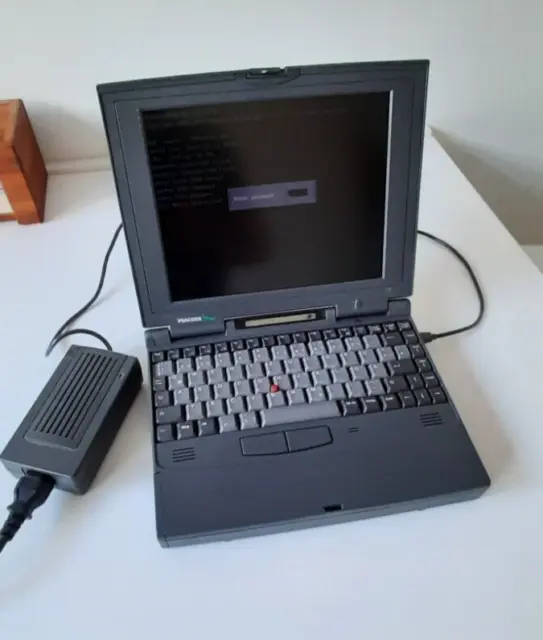 Peacock 590T Laptop Retro Liebhaberstück