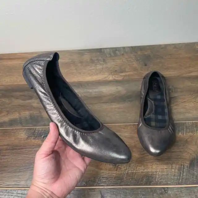 Born Women’s Shoes Metallic Leather Ballet Flats Size 10