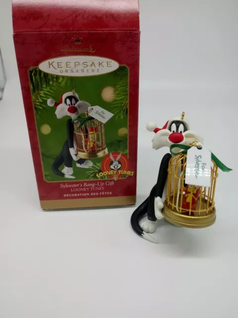 Hallmark Keepsake Sylvesters Bang Up Gift Looney Tunes Christmas Ornament 2000