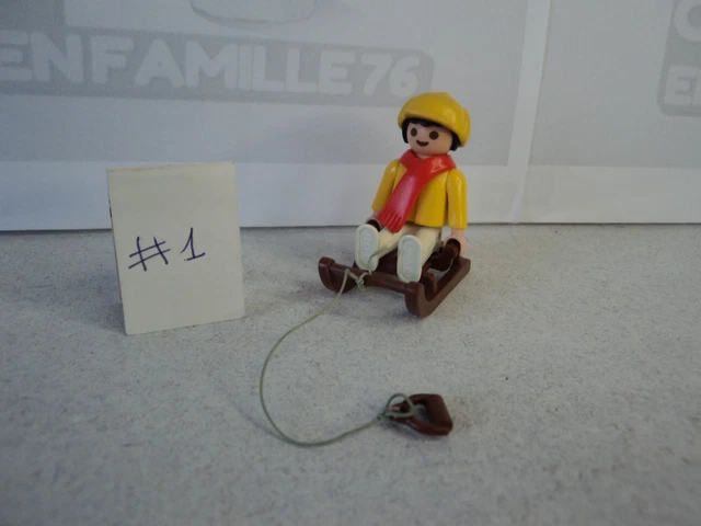 Set PLAYMOBIL Vintage 1984 - Skieur Avec Skis Et Bâtons - Collection City Life Sports D'hiver - Occasion