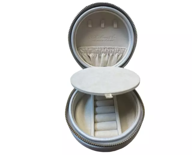 Brand New Wolf Designs Round Zip Jewelry Case Gray Vegan Leather W/Mirror Nwt