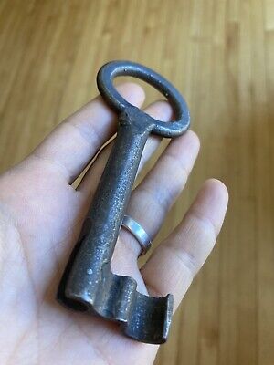 Antique 18TH C Wrought Iron HAND FORGED Jail Cellar Castle Door Skeleton Key