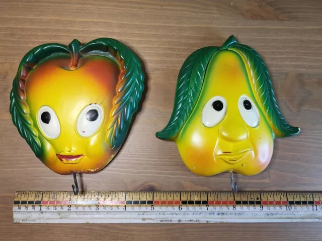 VTG 1970s Miller Studios Anthropomorphic Chalk Ware Apple & Pear Faces w/Hooks 12