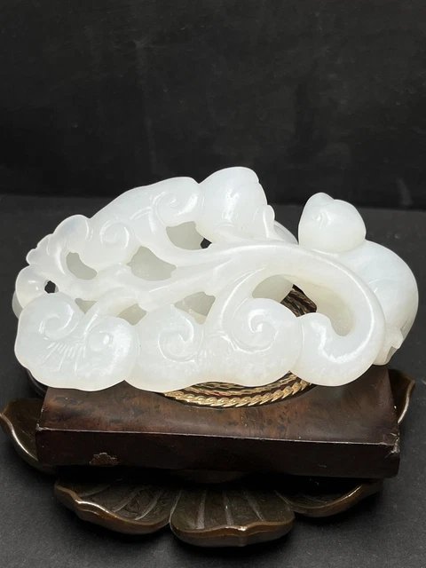 Chinese Exquisite Handmade monkey Carving Hetian Jade Statue Pendant 2