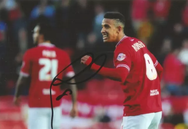 BRISTOL CITY: CALLUM ROBINSON SIGNED 6x4 ACTION PHOTO+COA