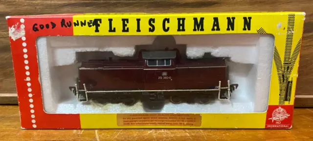 Lovely Rare Vintage Fleischmann Red Diesel Locomotive HO Gauge No 4230 SU335