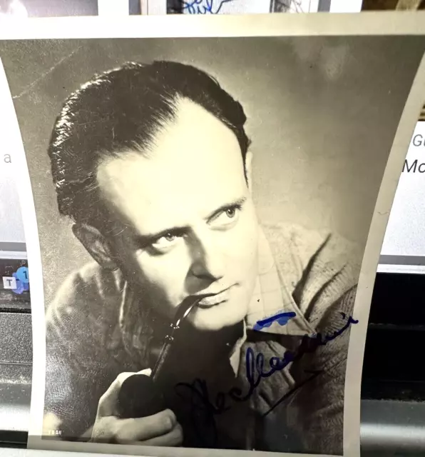 James  Mckechnie  -  British  Actor    -  Autographed  Photo