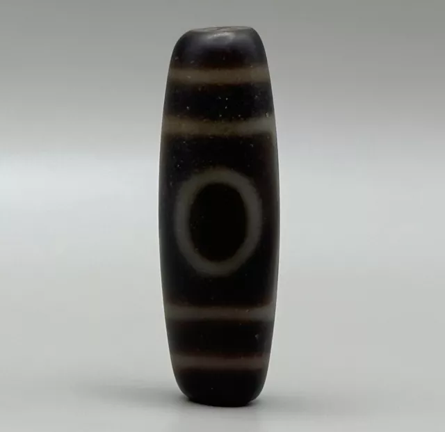 Very rare unique ancient Himalayan Indo Tibetan butanese Dzi agate bead