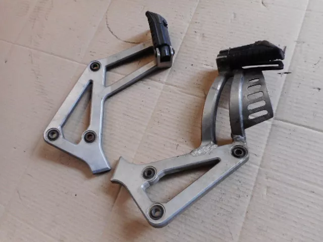 Platines cales pieds arrière pour Honda 650 Africa twin - XRV - RD03