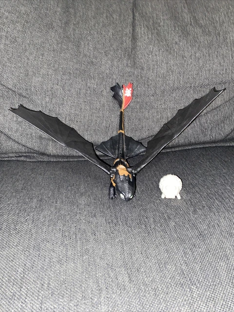 HOW TO TRAIN Your Dragon Night Fury Toothless Catapult Tail Toy Inc ...