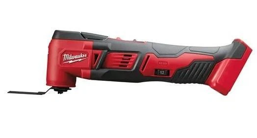 MILWAUKEE Ponceuse multifonction 4933446203 1.7kg