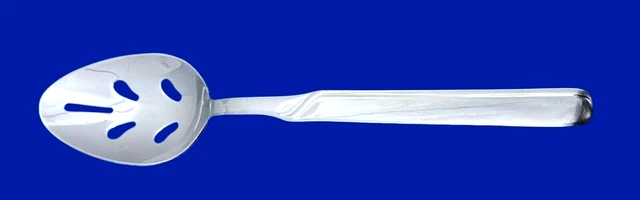 "Vajilla de acero inoxidable brillante Cambridge PAIGE -- cuchara para servir perforada 8 3/8"