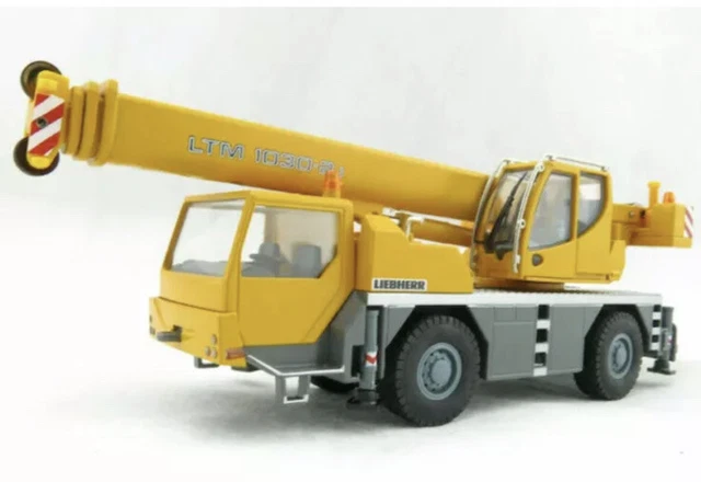 CONRAD, GRUE MOBILE LIEBHERR LTM 1110-5.2, échelle 1/50, CON2126/0 EUR