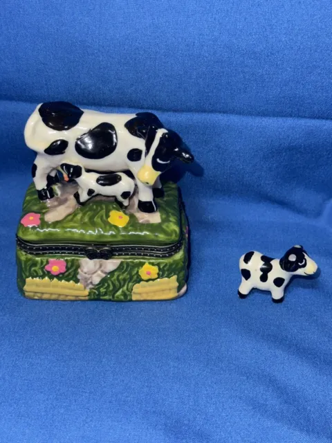 Vintage Ceramic Trinket Box Cow with Baby On Green Pasture with Trinket