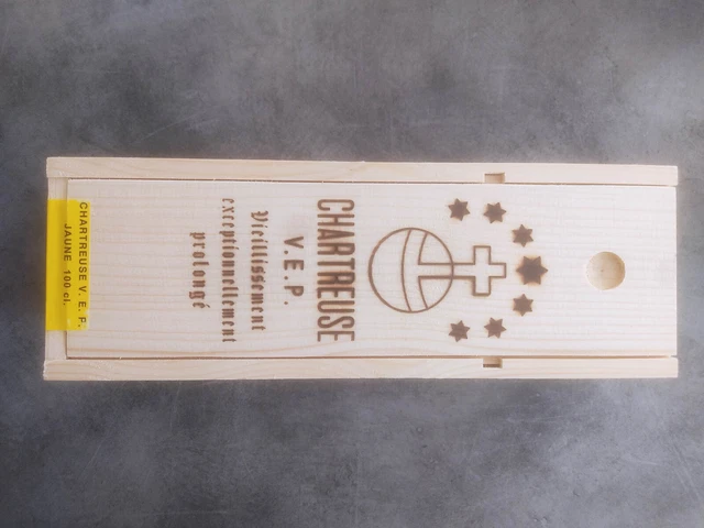 Chartreuse VEP jaune 2023 dans son coffret original toujours scellé