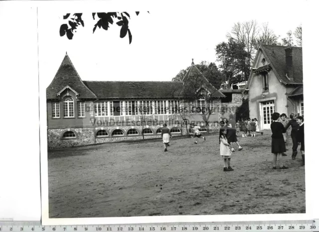 Original Pressefoto:1952 Shape Village School - Nato Unclassified - Christie