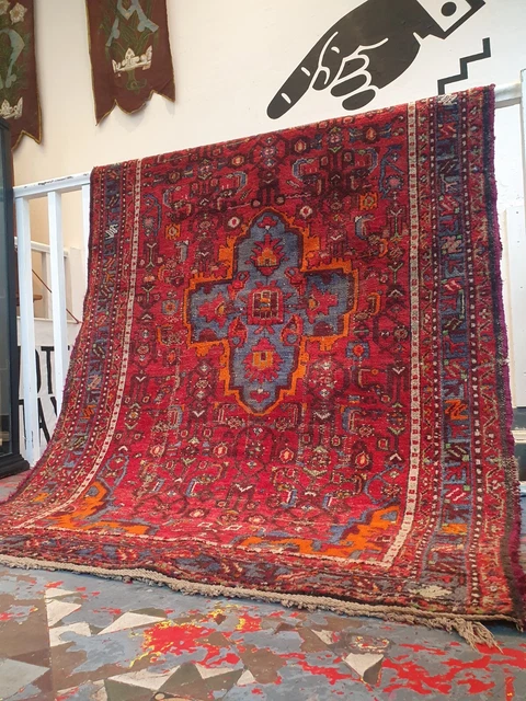 Early-Mid 20th Century Hand Made Persian Wool Rug. Vintage/Carpet/Decorative.