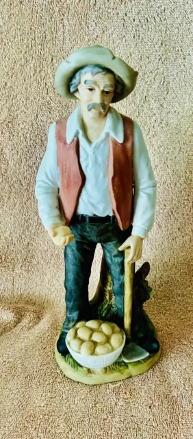 Homco Home Interior 8807 Porcelain Figurine 10" Old Man Farmer Potatoes Retired