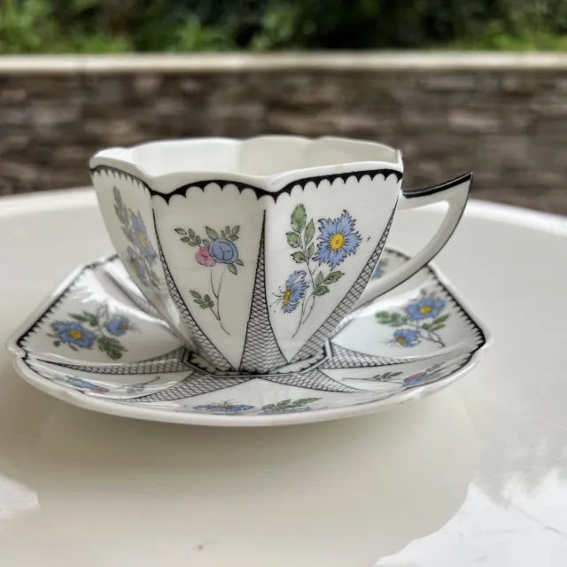 Shelley Fine Porcelain Rd 723404 Queen Anne Cornflower 11477 Teacup & Saucer 02