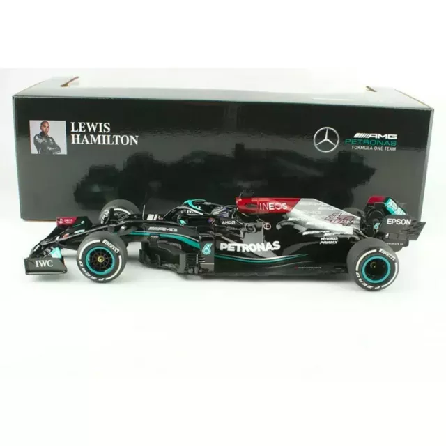 Minichamps 1:18 Mercedes-Amg Petronas F1 Team W12 E Performance-Lewis Hamilton