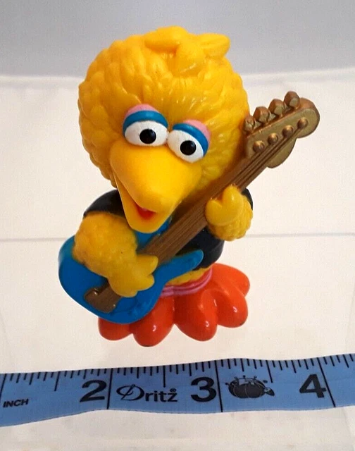 VINTAGE 2010 SESAME Street Big Bird Playing Guitar Play