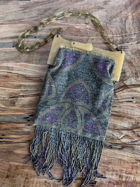 Antique VTG Edwardian 1920s Micro Bead Art Nouveau Style Purse Bakelite Frame