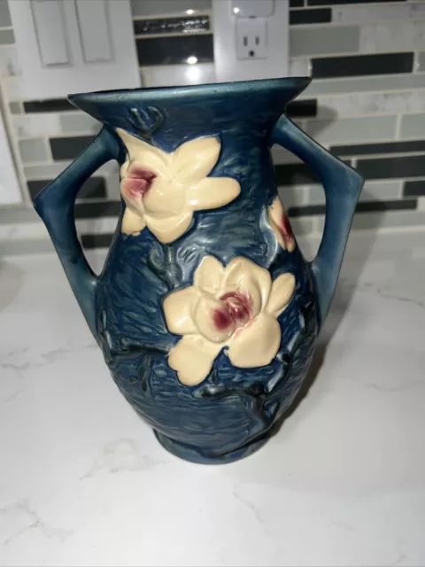 Reproduction Roseville Pottery Blue Magnolia Double Handled Vase 90-7 Tiny Chip