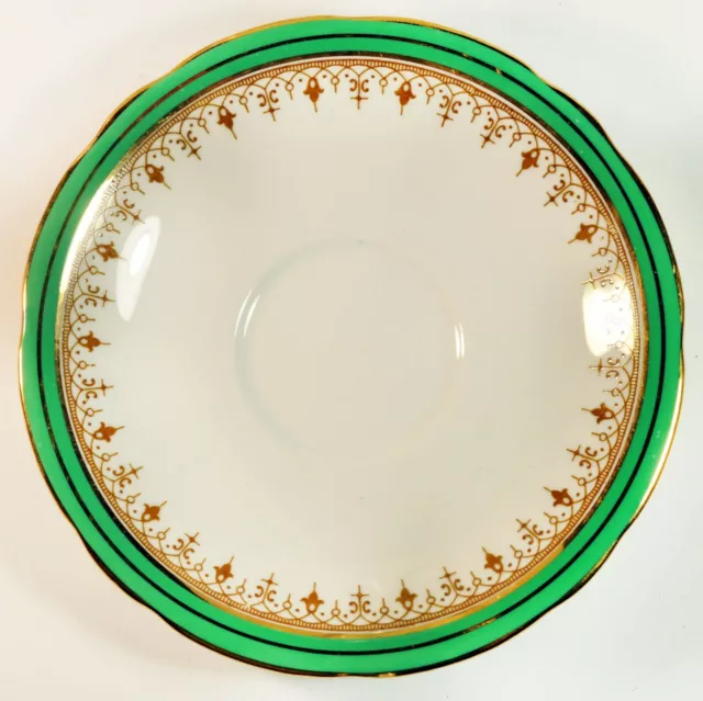 Vtg Aynsley Leighton Bone China Scalloped Teacup Saucer w Green & Gold England