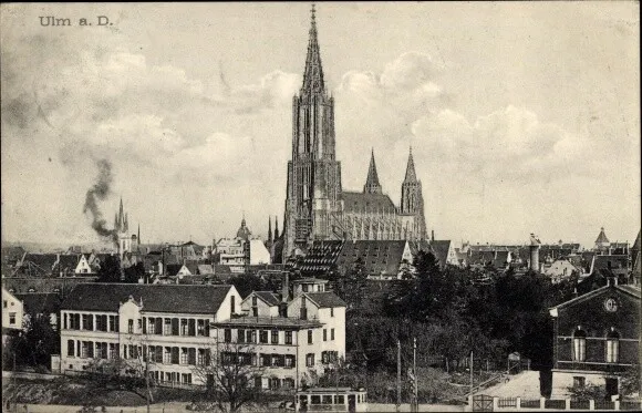 Ak Ulm an der Donau, Panorama mit Münster - 10819127