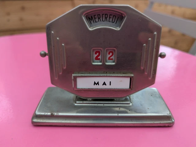 CALENDRIER PERPETUEL & MISTRAL " FRANCE ART DECO. Metal CHROMÉ EUR 20