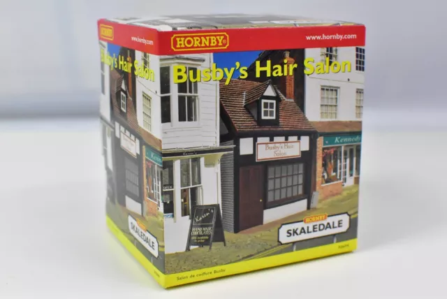 !Bnib! Hornby Skaledale Resin Model Oo Gauge R8694 Busby's Hair Salon