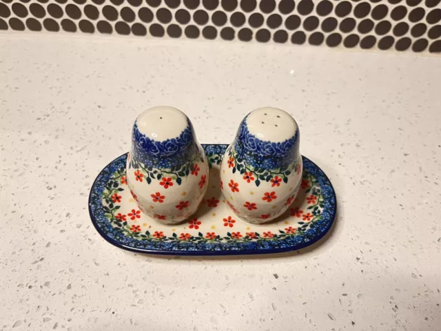 polish hand Made salt and pepper shakers