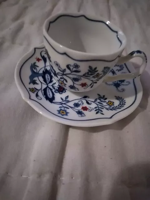 Avon European Tradition Mini Cup & Saucer Set- Netherlands Circa 1950 VTG