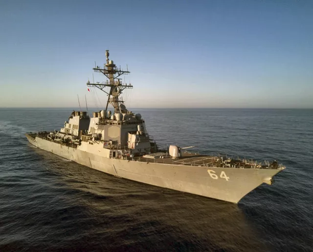 GUIDED MISSILE DESTROYER USS Carney (DDG 64) 8.5x11 PHOTO