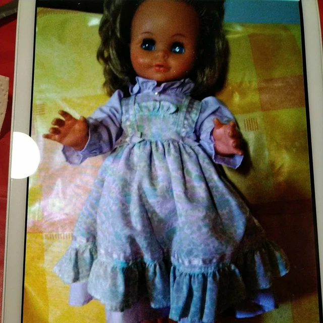 BELLA - COSETTE - 35-06 - poupée souple 40 cm - habillée d'origine - Bon état - EUR 20,00 - FR