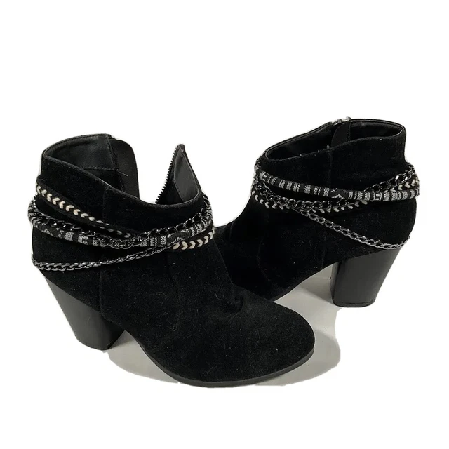 qupid high heel booties with chain
