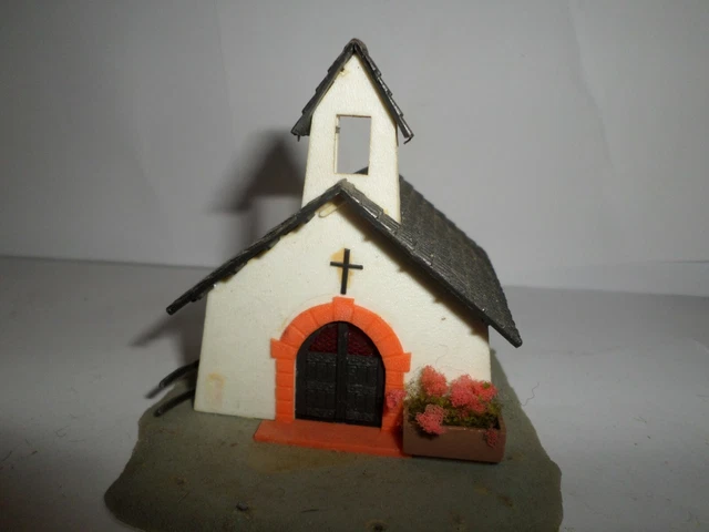 Lot Maquettes HO Jouef : Petite Gare + Chapelle + Menuiserie - Immeuble Inclus