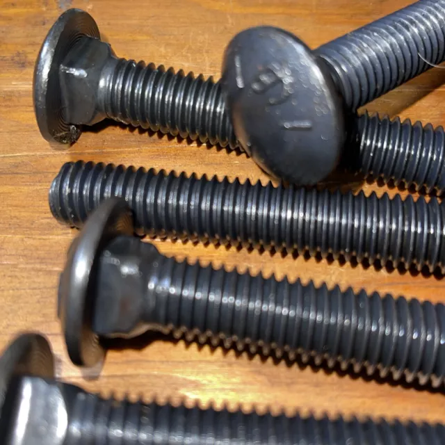 1/2 X 4-1/2  Carriage Bolt Full Thread Grade 5 Plain No Plating 3