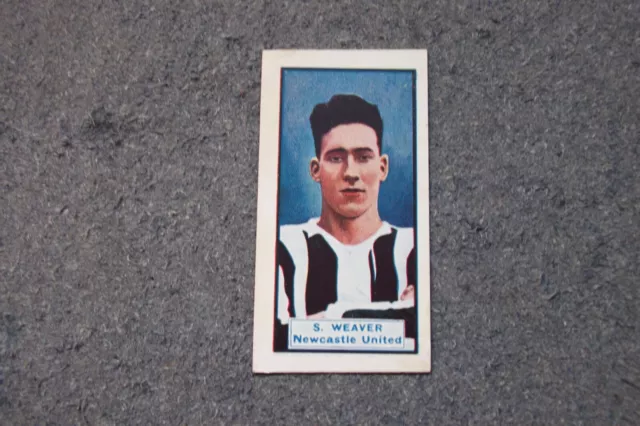 D.C Thomson Footballers/ Cars 1930 S.WEAVER (Newcastle Utd) Card No 12