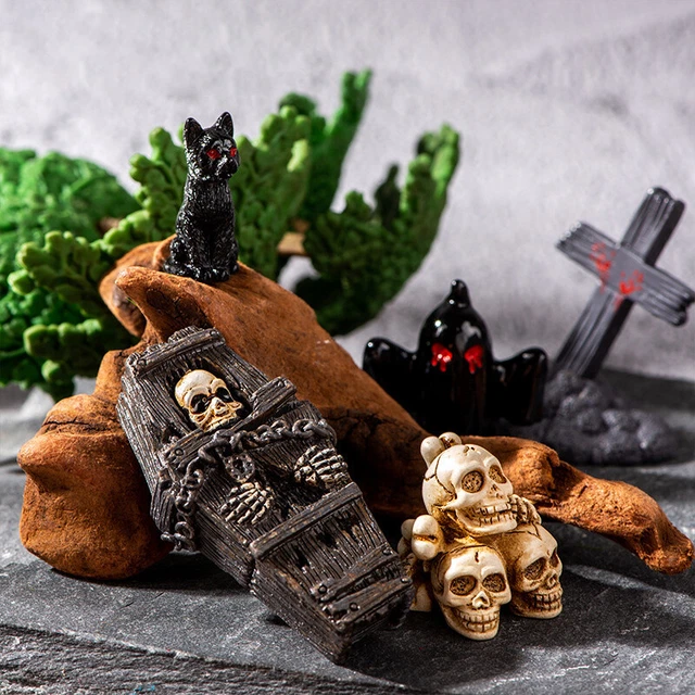 New Mini 3D Horror Halloween Raven Tombstone Skull Series Resin Hallowmas