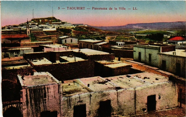 CPA AK MAROC TAOURIRT - Panorama de la Ville (219046)