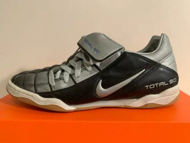 NIKE TIEMPO INDOOR R10 RONALDINHO Silver SOCCER SHOES Size 9 10 44