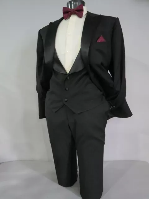 Samuelsohn "SB BENNET" super 150's one button three piece Tuxedo suit 48 R