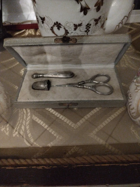 ANCIEN TOUT PETIT PANIER Bressan de poupée EUR 32,00 - FR