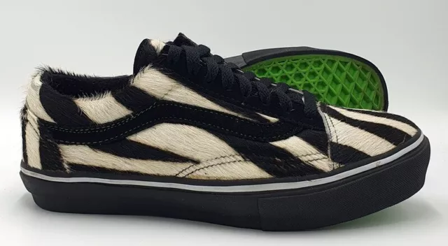 Vans Old Skool Low Zebra Fur Trainers TB4R Black/White/Green UK7/US8/EU40