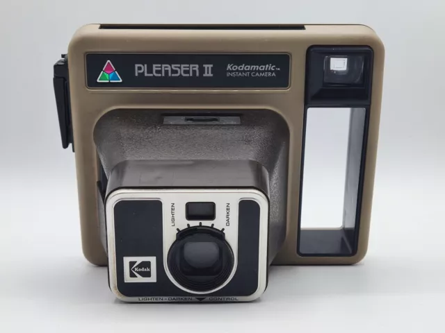 Vintage Kodak Pleaser II 2 Kodamatic Instant Camera